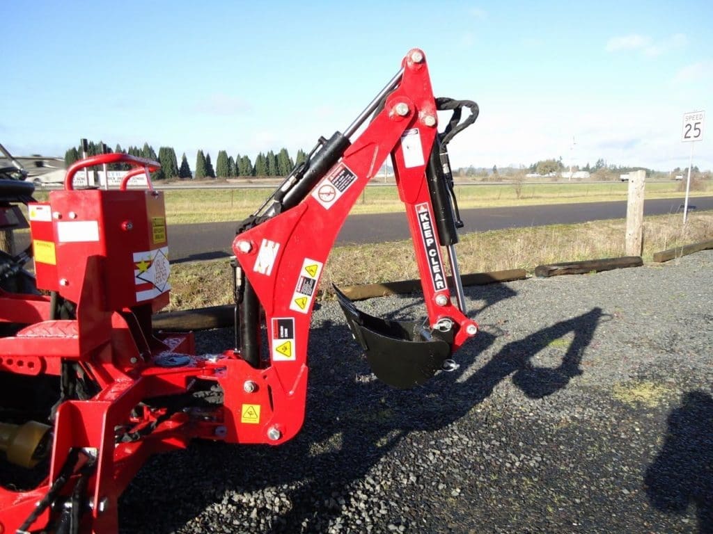 Value Leader 5 Dig Sub-Compact Tractor Backhoe w/Tank,Pump,Filter Cat.I 3 Point 18-24 HP (VL-BHM5) Requires a Tractor. Not a standalone Unit.